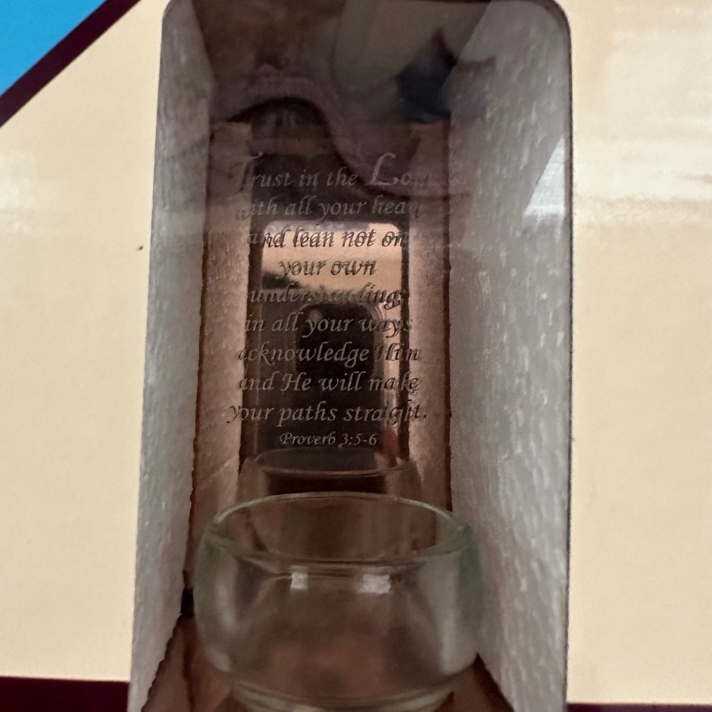Splendid Votive Holder - Picture 4 of 7